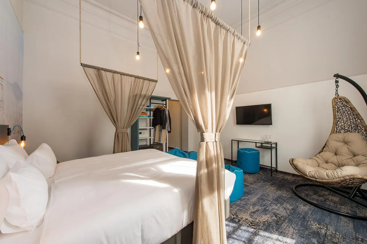 Three Corners Hotel Anna Budapest 3*,